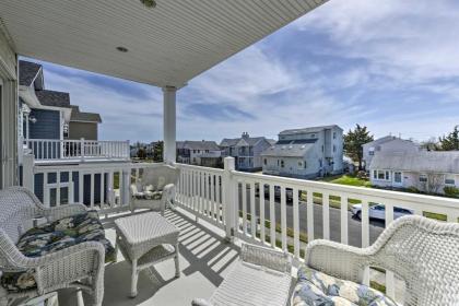 Coastal Home with Outdoor Shower 4Mi to Atlantic City - image 9