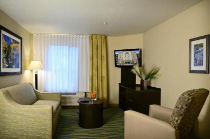 Candlewood Suites Denver Northeast - Brighton an IHG Hotel - image 3