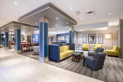 Holiday Inn Express & Suites - Denver NE - Brighton an IHG Hotel - image 3