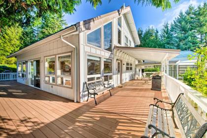 Hood Canal Home with Hot Tub Bordering Olympic NP!