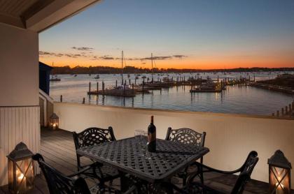 Bristol Harbor Inn - image 9