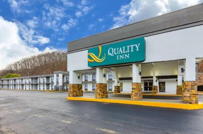 Quality Inn - image 2