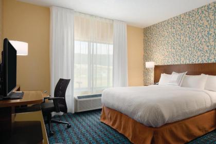 Fairfield Inn & Suites by Marriott Bristol - image 6