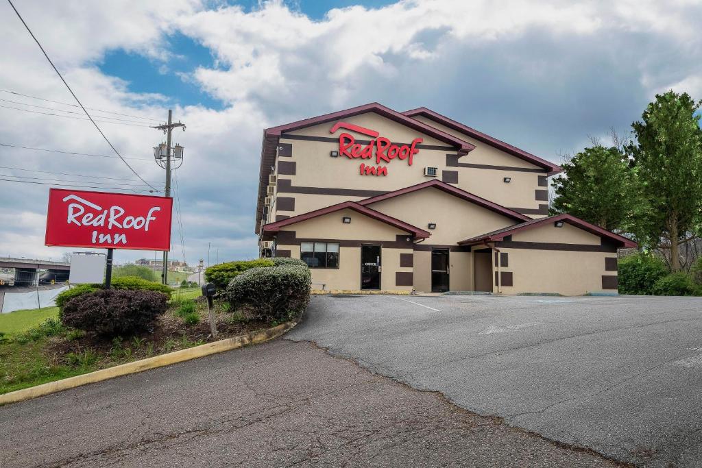 Red Roof Inn Bristol - main image