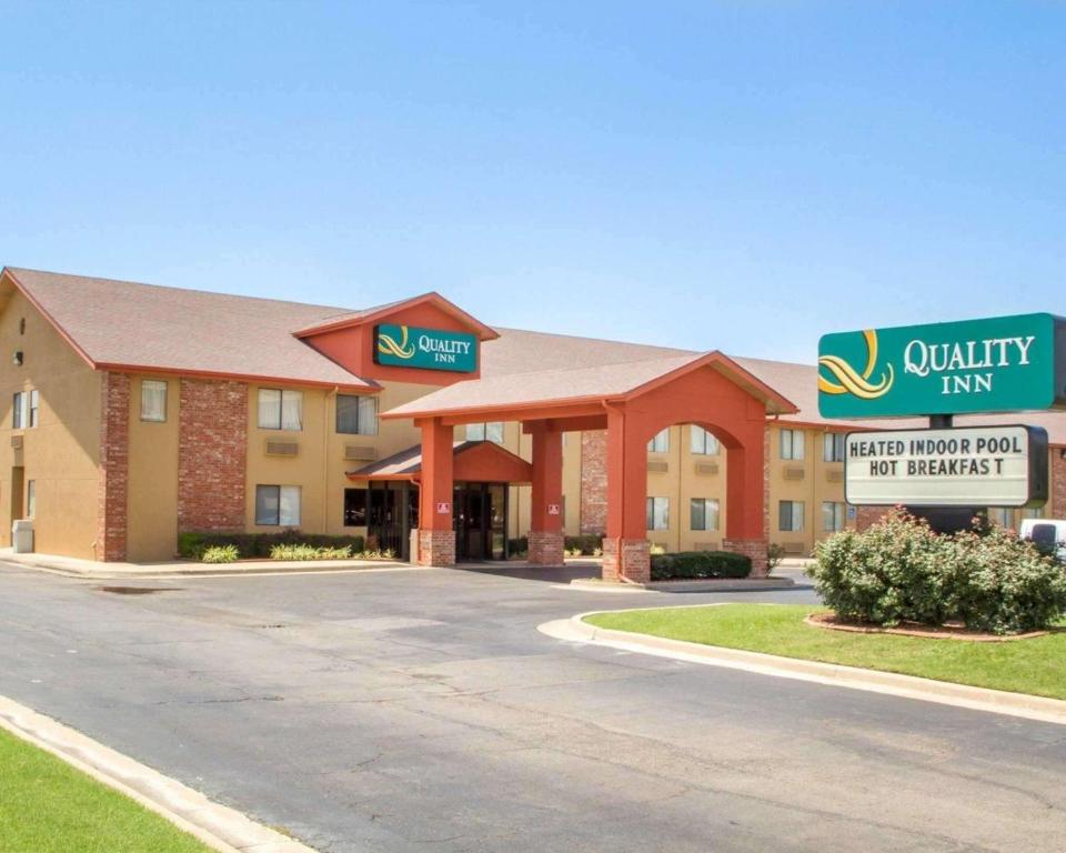 Quality Inn Broken Arrow - Tulsa - main image