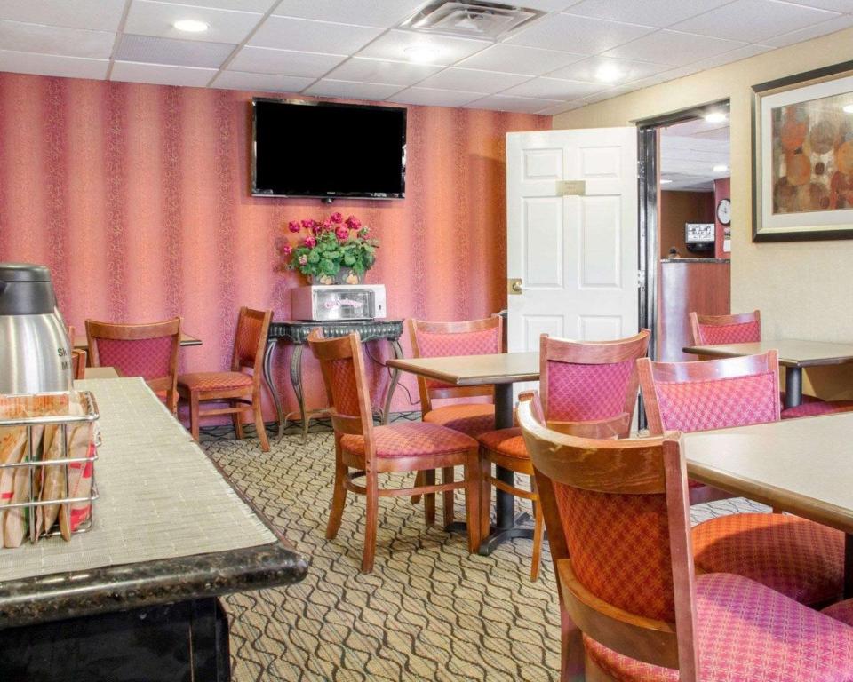 Quality Inn Broken Arrow - Tulsa - image 5