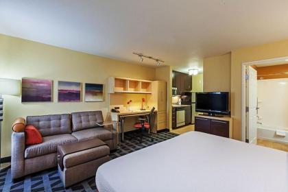 TownePlace Suites by Marriott Tulsa Broken Arrow - image 10