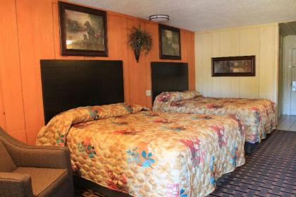 Charles Wesley Motor Lodge Broken Bow - image 3