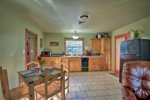 Sunrise Cottage with 30-Mile National Forest Views! - image 4