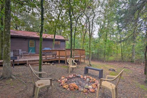 Hochatown Hideaway Hot Tub Grill Fire Pit - main image