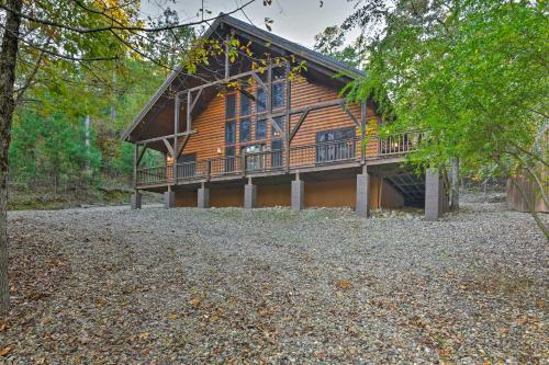 Rocky Pines Lodge with Hot Tub and Deck on 1half Acres! - main image