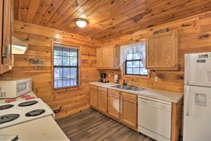 Starstruck Cabin with Spa 4 Mi to Broken Bow Lake! - image 16