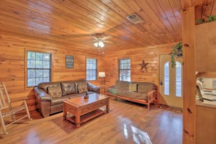 Starstruck Cabin with Spa 4 Mi to Broken Bow Lake! - image 2