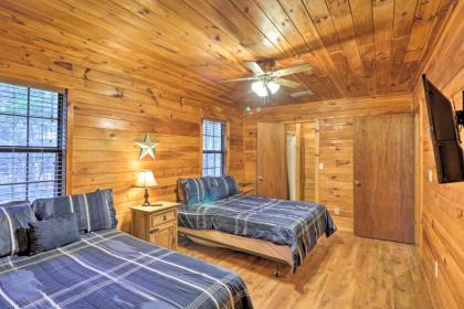 Starstruck Cabin with Spa 4 Mi to Broken Bow Lake! - image 8