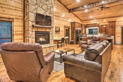 Dreamy Deluxe Cabin with Hot Tub and Outdoor Fireplace! - image 4