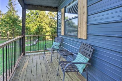 Cozy Chic Broken Bow Cabin with Fire Pit and Grill! - image 17