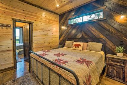 Modern Cabin with Hot Tub and Panoramic Views! - image 16