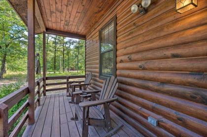 Centrally Located Broken Bow Cabin with Hot Tub - image 14