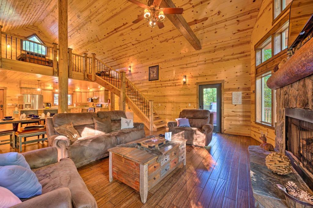 Creekside Cabin with Deck Hot Tub and Fire Pit! - image 5