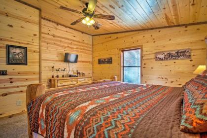 Broken Bow Cabin with Hot Tub and Covered Deck! - image 15