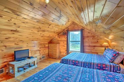 Pet-Friendly Cabin Retreat with Private Hot Tub - image 9