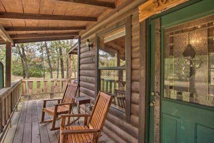 Pet-Friendly Cabin 5 Miles to Broken Bow Lake - image 5