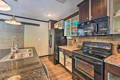 Pet-Friendly Broken Bow Home with Private Pool! - image 8