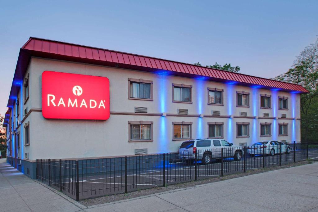 Ramada by Wyndham Bronx - main image