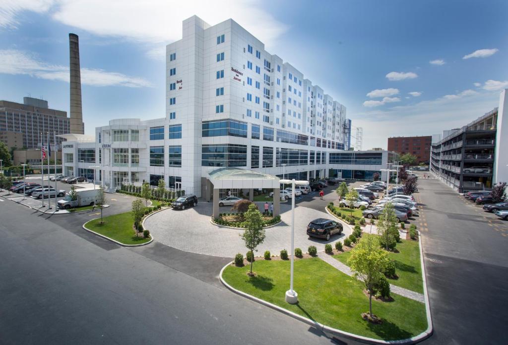 Residence Inn by Marriott The Bronx at Metro Center Atrium - main image