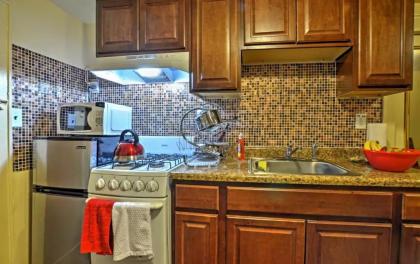 Two Bedroom Apartment - North East Bronx - image 5