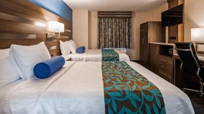 Best Western Plus Stadium Inn - image 11