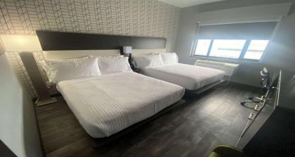 Best Western Plus City Line Hotel - image 4