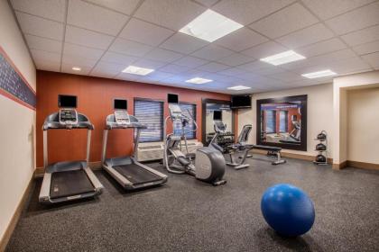 Hampton Inn Milwaukee Brookfield - image 13