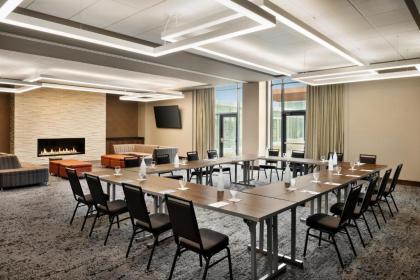 Hilton Garden Inn Milwaukee Brookfield Conference Center - image 7