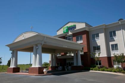 Holiday Inn Express & Suites Brookhaven an IHG Hotel - image 1