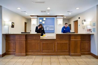 Holiday Inn Express Hotel & Suites Brookings an IHG Hotel - image 2