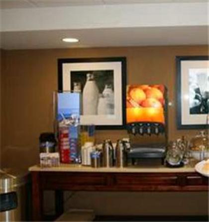 Hampton Inn & Suites Brookings - image 10