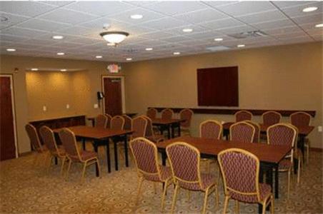 Hampton Inn & Suites Brookings - image 6