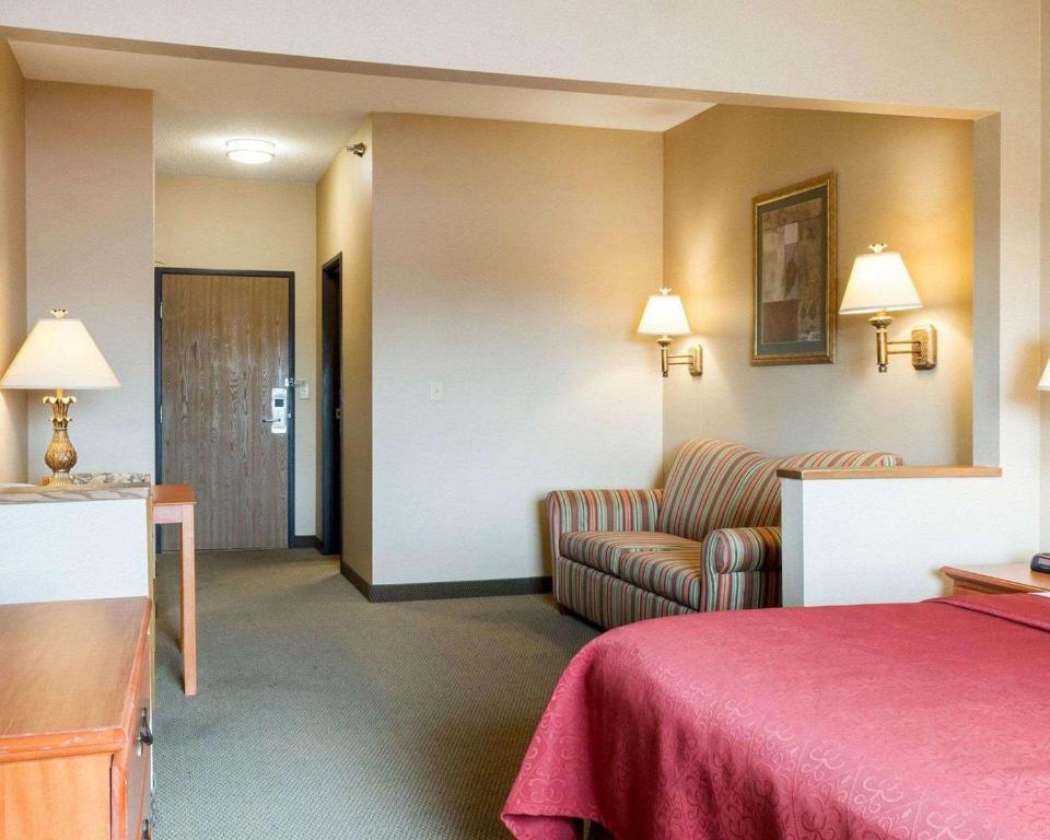 Quality Inn Brookings-University - image 4