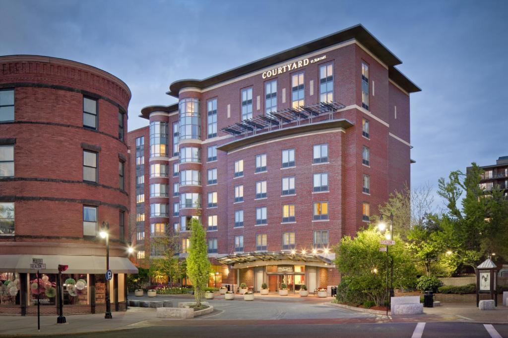 Courtyard by Marriott Boston Brookline - main image