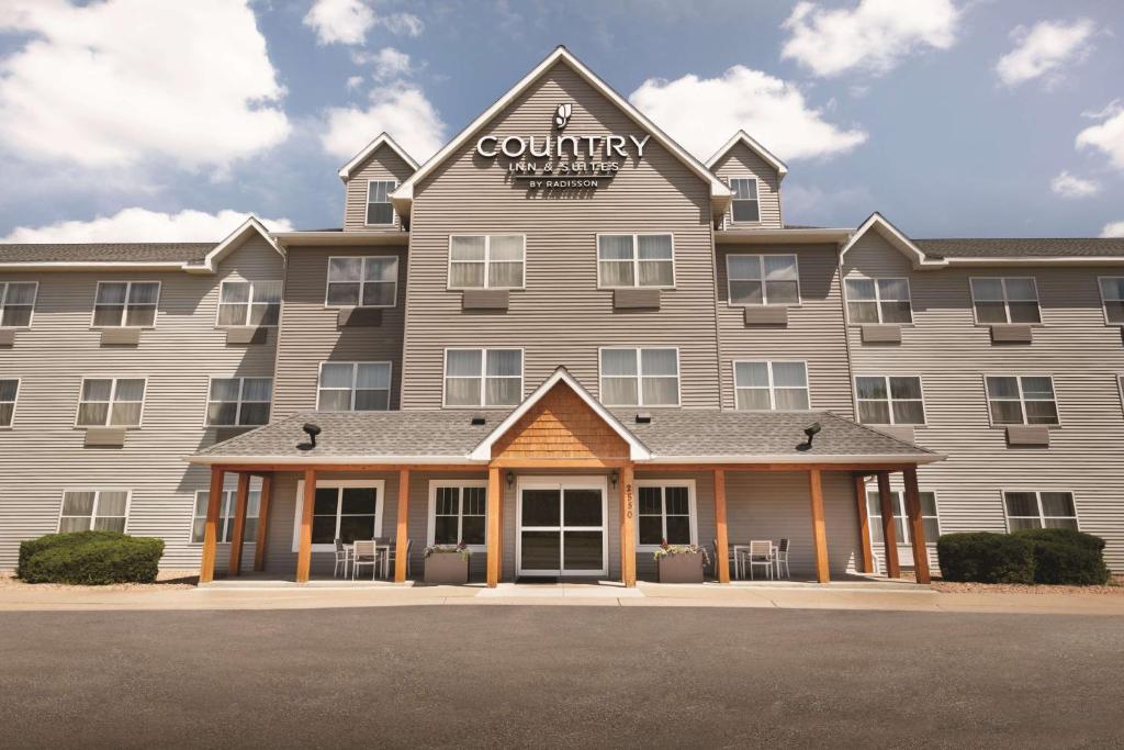 Country Inn & Suites by Radisson Brooklyn Center MN - main image