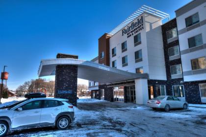 Fairfield Inn & Suites by Marriott Minneapolis North - image 2