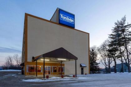 travelodge by Wyndham Cleveland Airport Brookpark Ohio