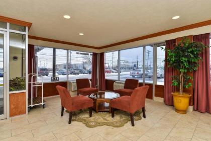 Travelodge by Wyndham Cleveland Airport - image 12