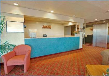 Travelodge by Wyndham Cleveland Airport - image 3