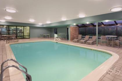 Holiday Inn Express Hotel & Suites Brookville an IHG Hotel - image 12