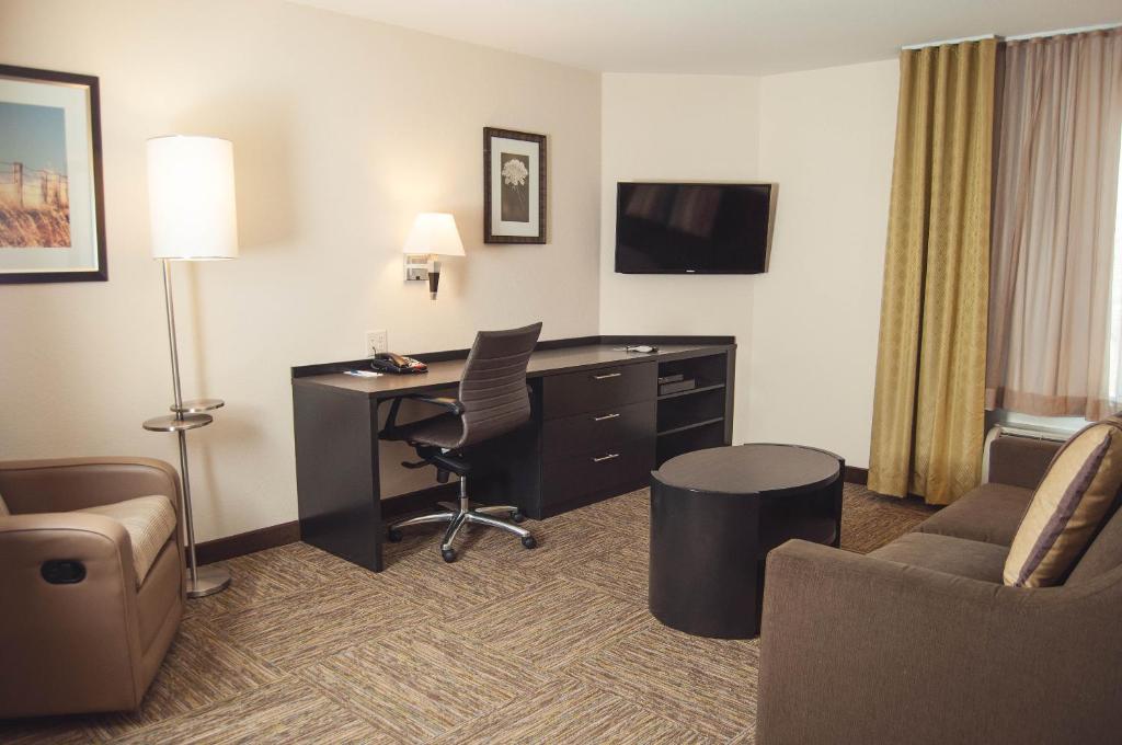 Candlewood Suites Denver North - Thornton an IHG Hotel - image 3