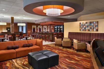 Four Points by Sheraton Milwaukee North Shore - image 8