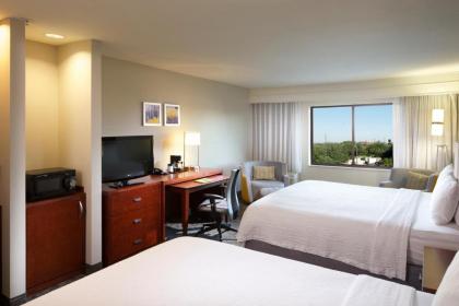 Courtyard by Marriott Brownsville - image 9