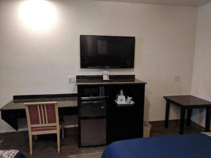 Americas Best Value Inn - Brownsville - image 14